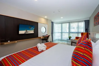디럭스룸 — KK Karon Kata Boutique Hotel